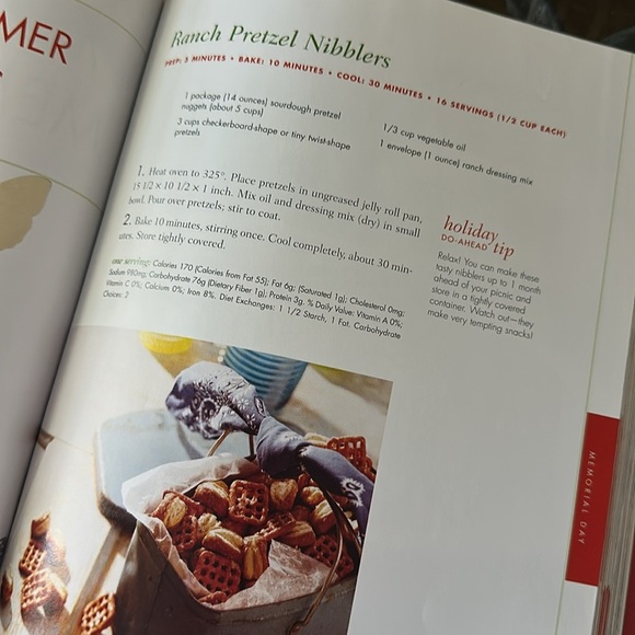 Betty Crocker Celebrate Cookbook - Picture 3 of 3